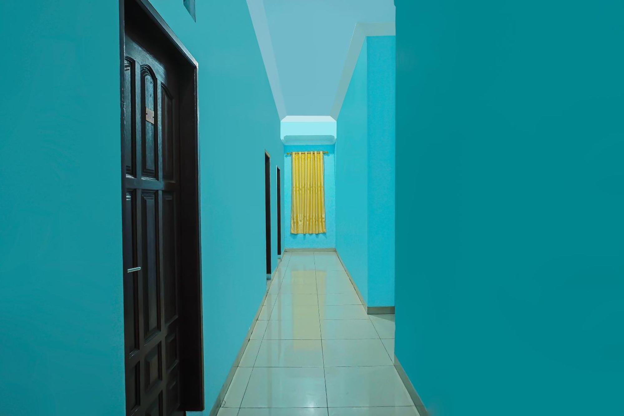 Oyo 92577 Hotel Sidikalang Near Kejaksaan Negeri Dairi Exterior foto