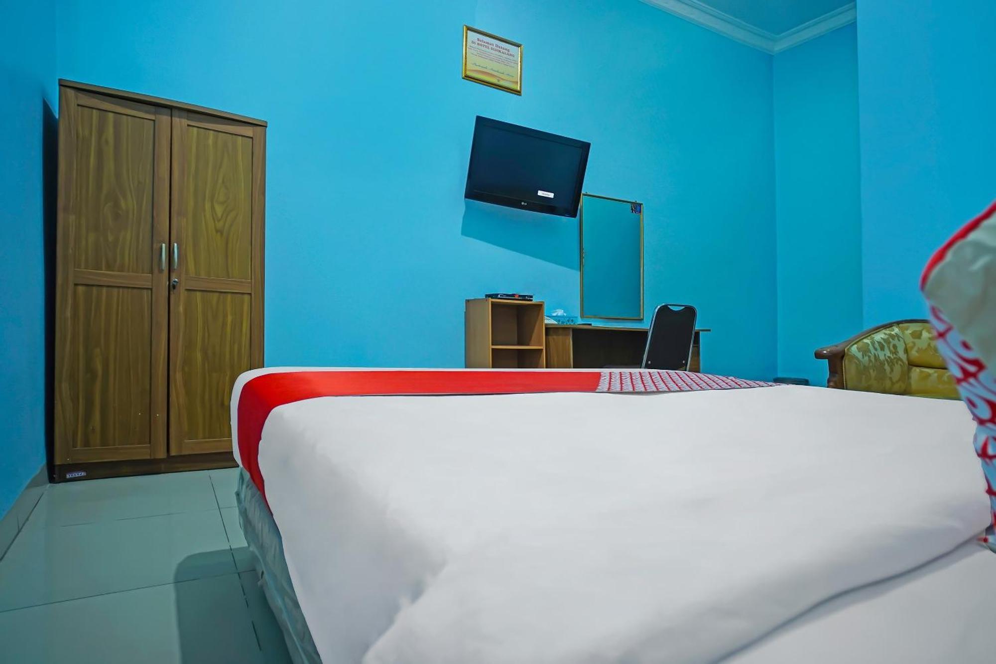 Oyo 92577 Hotel Sidikalang Near Kejaksaan Negeri Dairi Exterior foto